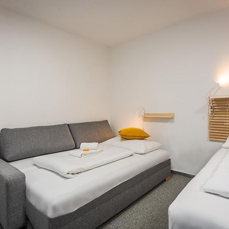 Self-Service Hotel Ostas Praha ภายนอก รูปภาพ