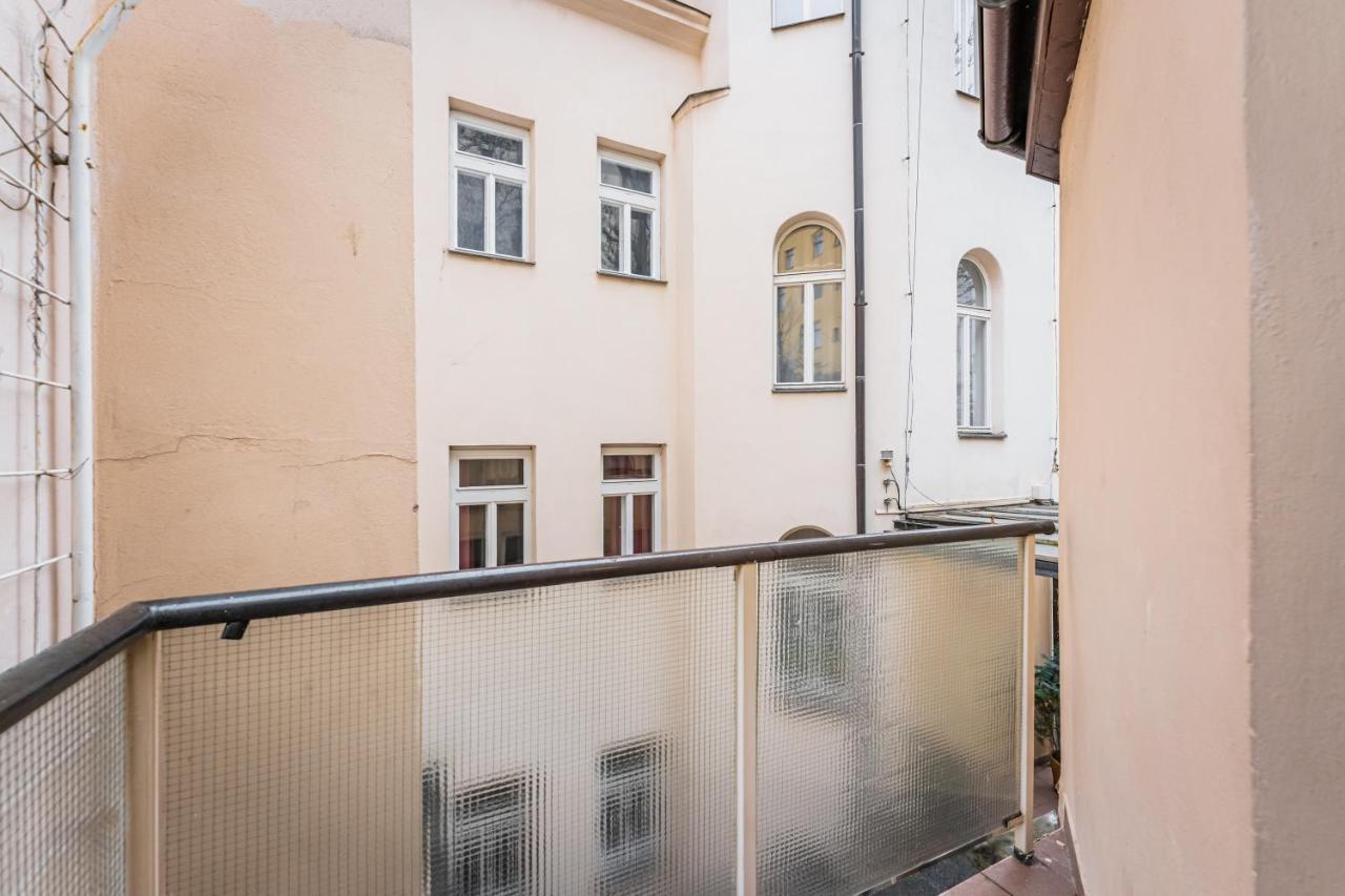 Self-Service Hotel Ostas Praha ภายนอก รูปภาพ