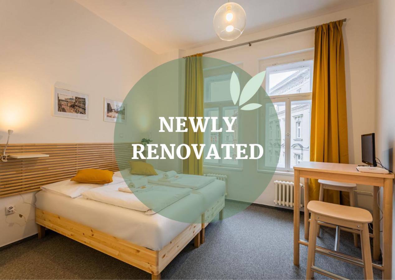 Self-Service Hotel Ostas Praha ภายนอก รูปภาพ