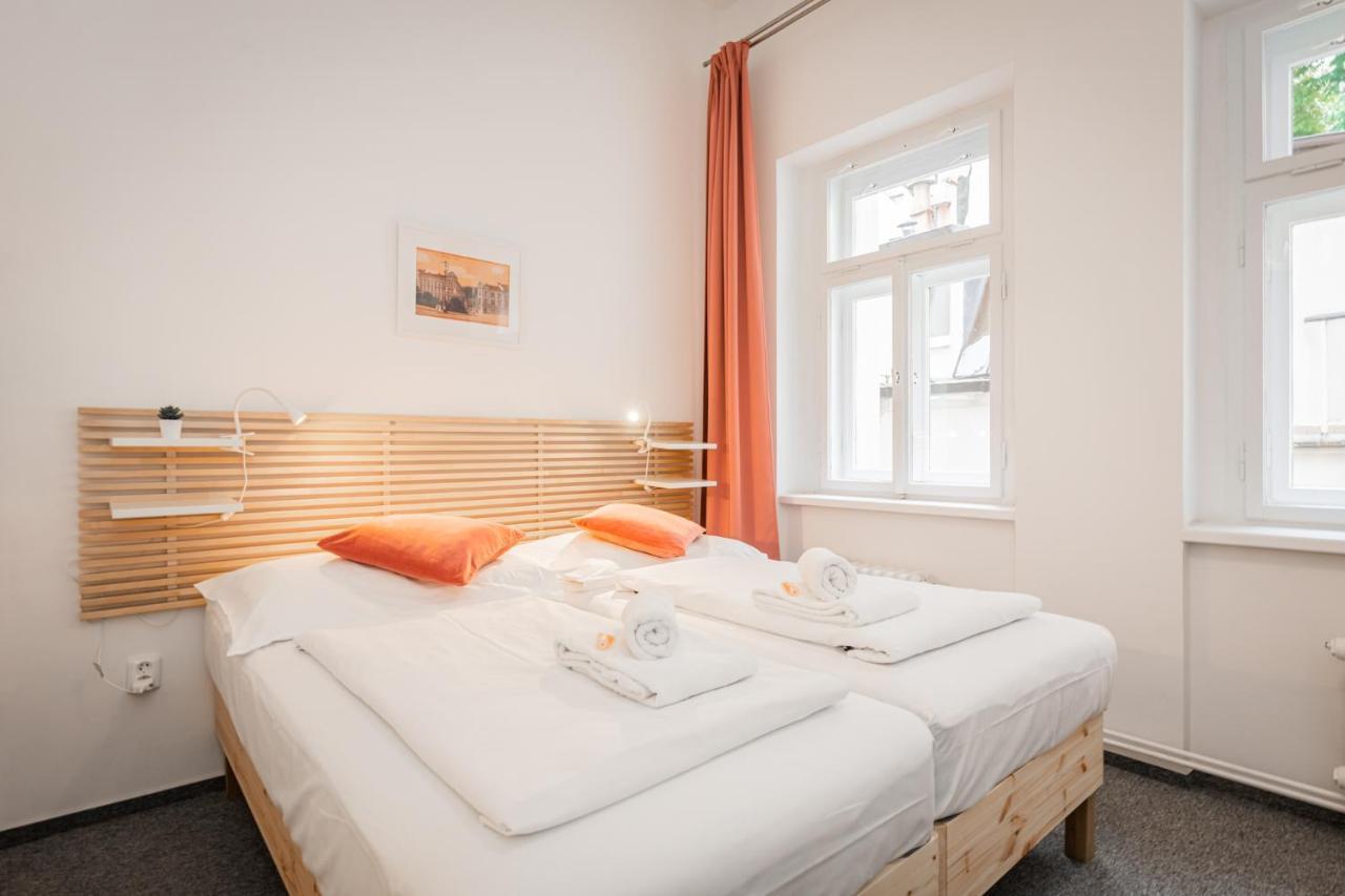 Self-Service Hotel Ostas Praha ภายนอก รูปภาพ