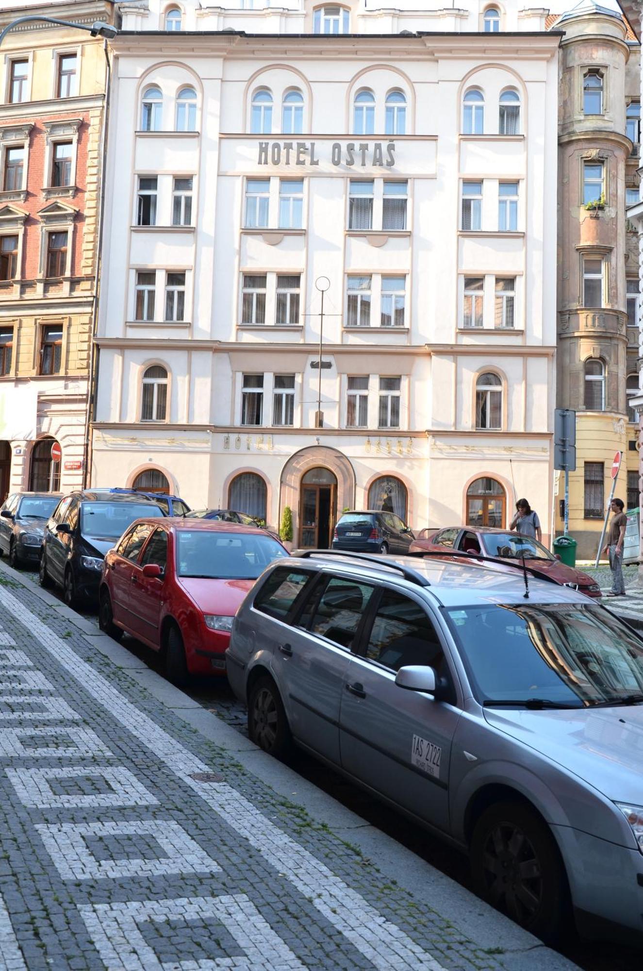 Self-Service Hotel Ostas Praha ภายนอก รูปภาพ